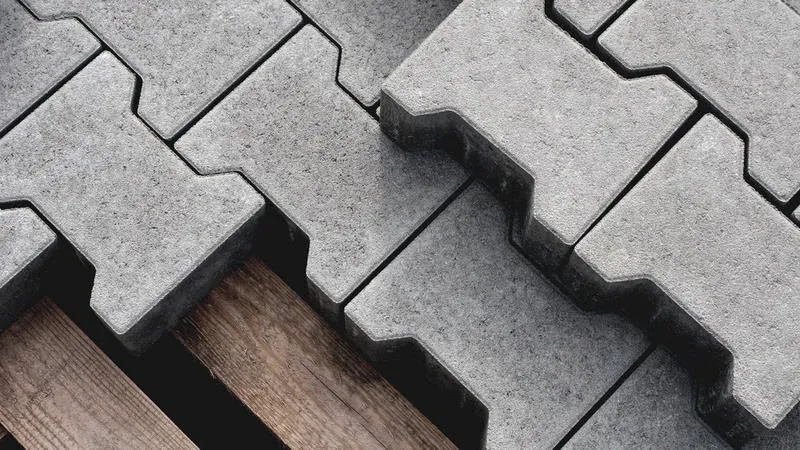 Ceny ułożenia kostki brukowej w 2026 roku – co warto wiedzieć?