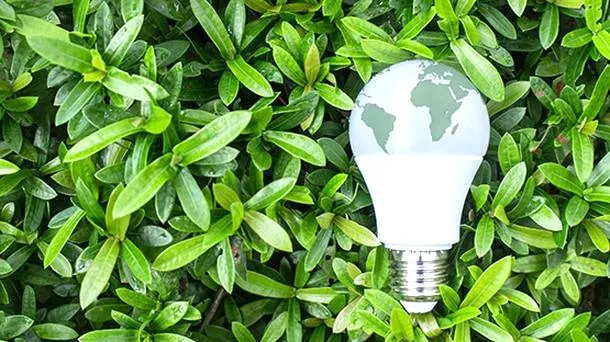 Czy komputer zużywa dużo prądu i jak obniżyć koszty energii w domu