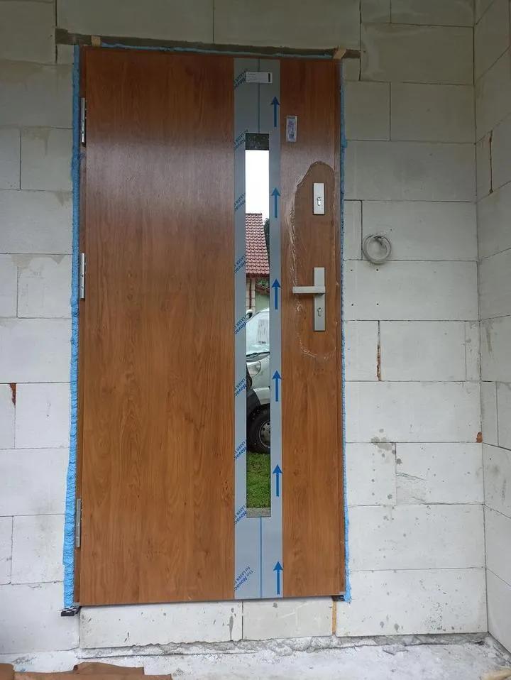 Koszt osadzenia drzwi zewnętrznych