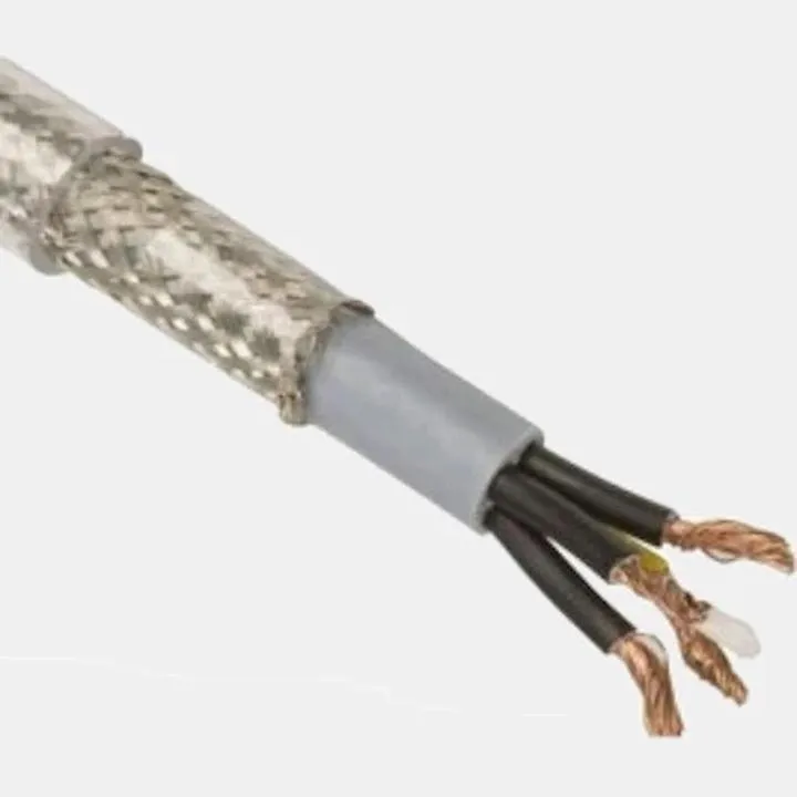 Przewód między falownikiem a rozdzielnią