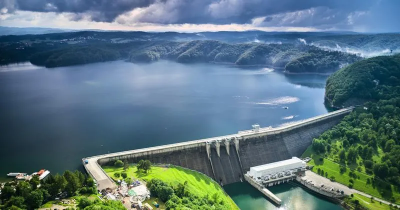 Wydajność i efektywność elektrowni szczytowo-pompowych